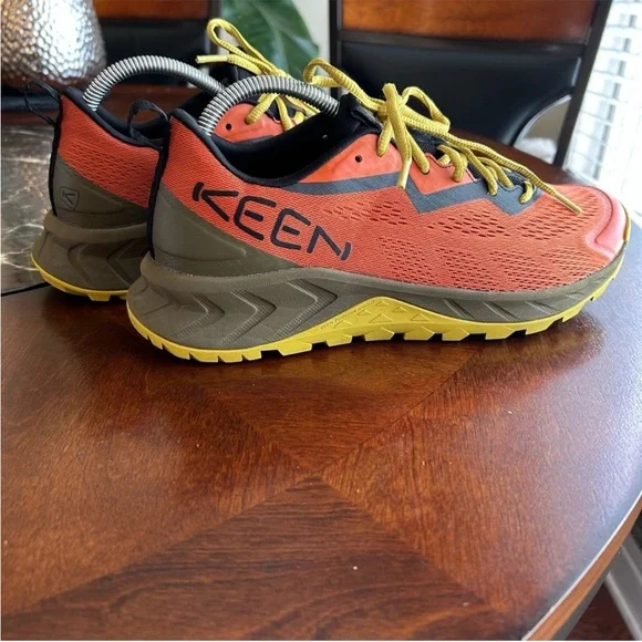 KEEN Versacore Speed Bright Gold Flame Antique Moss Hiking Trail shoes size 9.5 - Picture 15 of 15
